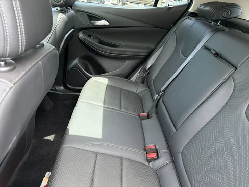 Used 2021 Buick Encore GX Essence w/ Advanced Technology Package FWD image 31