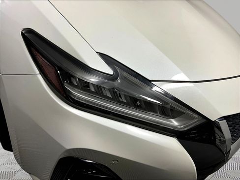 Used 2019 Nissan Maxima SR w/ Premium Package FWD image 32