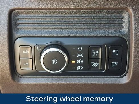 Used 2025 Ford F250 King Ranch image 9