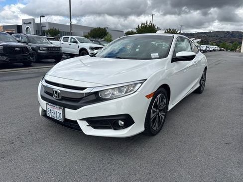Used 2017 Honda Civic EX-T image 1