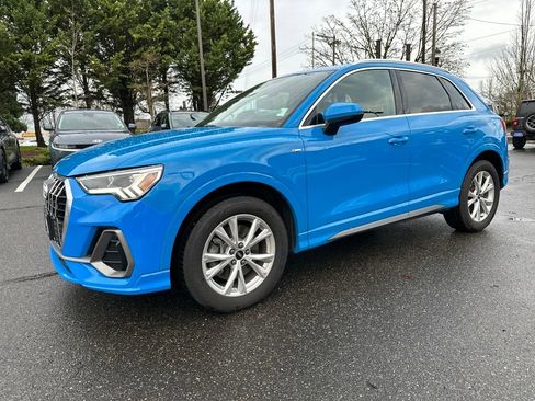 Used 2023 Audi Q3 2.0T Premium image 2
