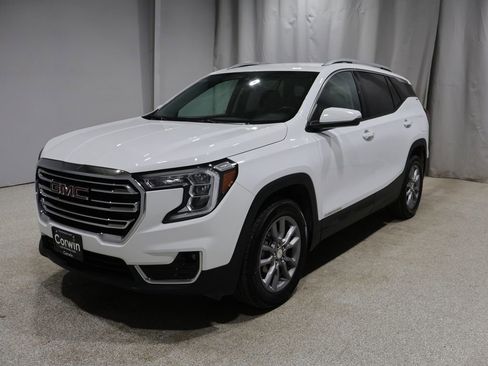 Used 2024 GMC Terrain SLT AWD/4WD image 5