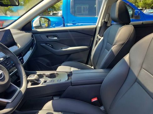 Used 2024 Nissan Rogue SL w/ SL Premium Package FWD image 13