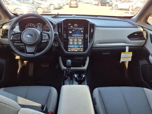 Used 2026 Subaru Forester Premium AWD/4WD image 2
