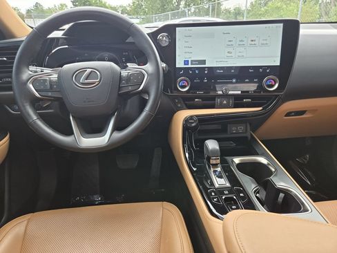 Used 2024 Lexus NX 350h AWD w/ Vision Package image 27