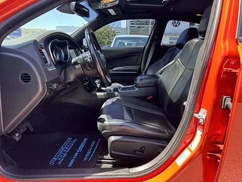 Used 2016 Dodge Charger R/T w/ Plus Group RWD image 19