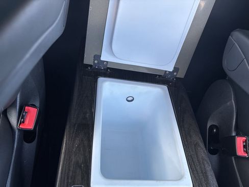 Used 2023 Mercedes-Benz Sprinter 3500 image 59