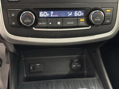Used 2016 Nissan Altima 2.5 SL w/ 2.5 Technology w/LED Package image 23