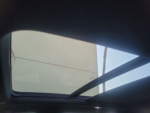 Used 2023 GMC Yukon XL Denali image 21