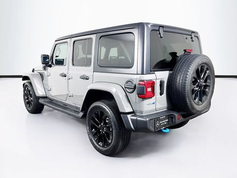 Used 2023 Jeep Wrangler Unlimited Sahara AWD/4WD image 7