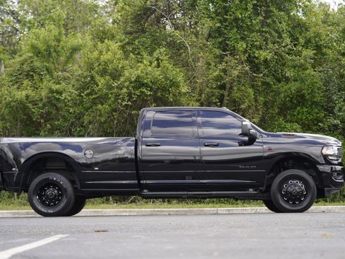 Used 2024 RAM 3500 Big Horn w/ Night Edition image 7