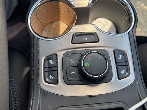 Used 2024 GMC Terrain Denali image 16