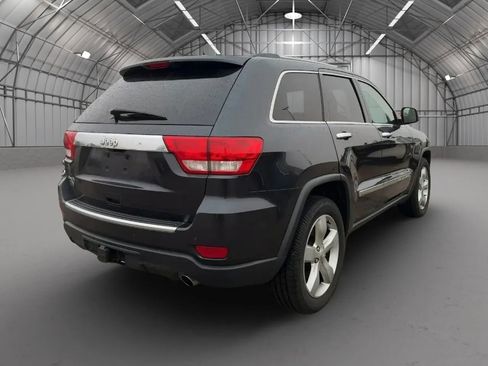 Used 2012 Jeep Grand Cherokee Overland image 4