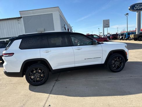 New 2025 Jeep Grand Cherokee L Limited AWD/4WD image 5