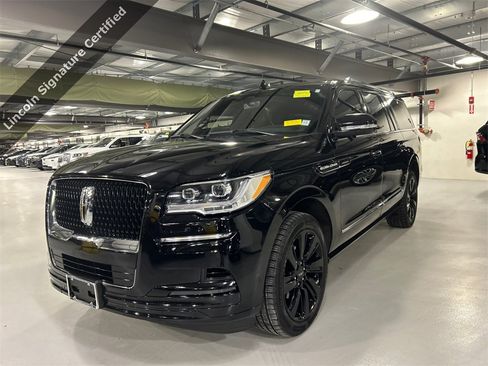Used 2023 Lincoln Navigator L Reserve image 5