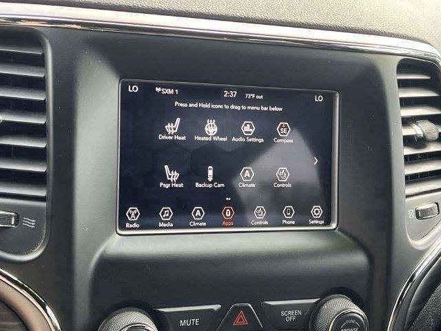Used 2020 Jeep Grand Cherokee Laredo AWD/4WD image 23