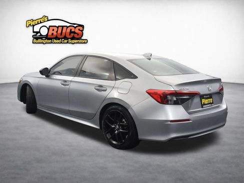 Used 2022 Honda Civic Sport image 2