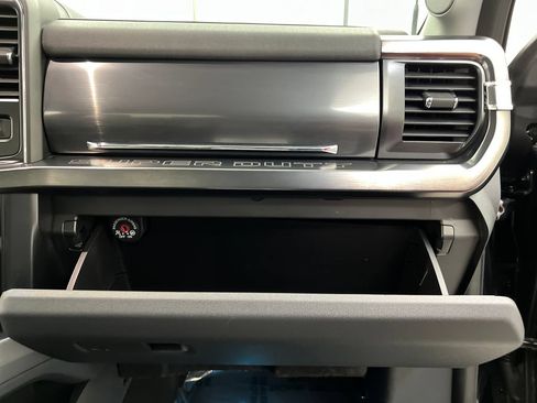 Used 2026 Ford F250 Lariat AWD/4WD image 33