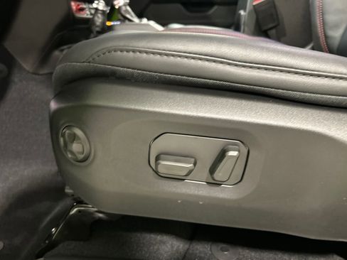 New 2026 Jeep Wrangler Unlimited Rubicon image 17