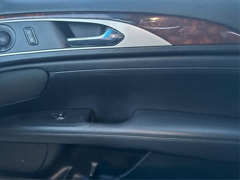 Used 2018 Lincoln MKZ Reserve w/ Climate Package image 29