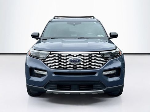 Used 2021 Ford Explorer Platinum w/ Equipment Group 601A AWD/4WD image 2