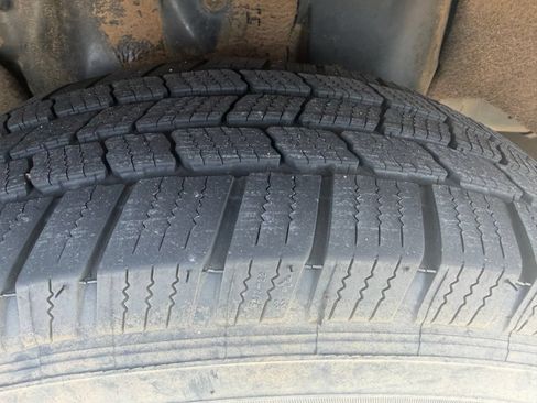 Used 2015 Honda CR-V LX image 8