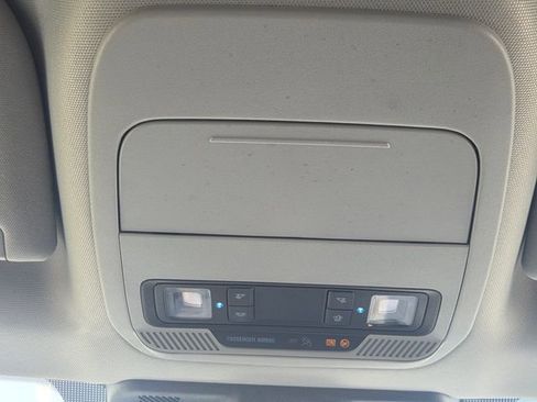 Used 2025 Ford F350 XLT AWD/4WD image 27