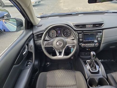 Used 2018 Nissan Rogue S AWD/4WD image 10
