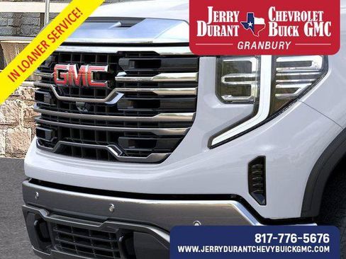 New 2026 GMC Sierra 1500 SLT image 13