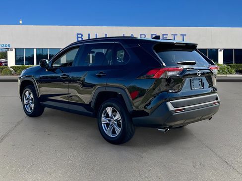 Used 2023 Toyota RAV4 XLE image 5