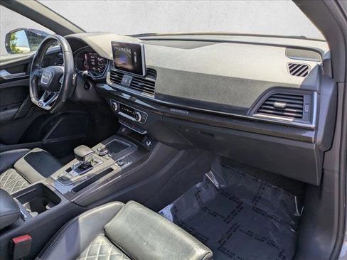 Used 2019 Audi SQ5 Premium Plus w/ Premium Plus Package AWD/4WD image 23