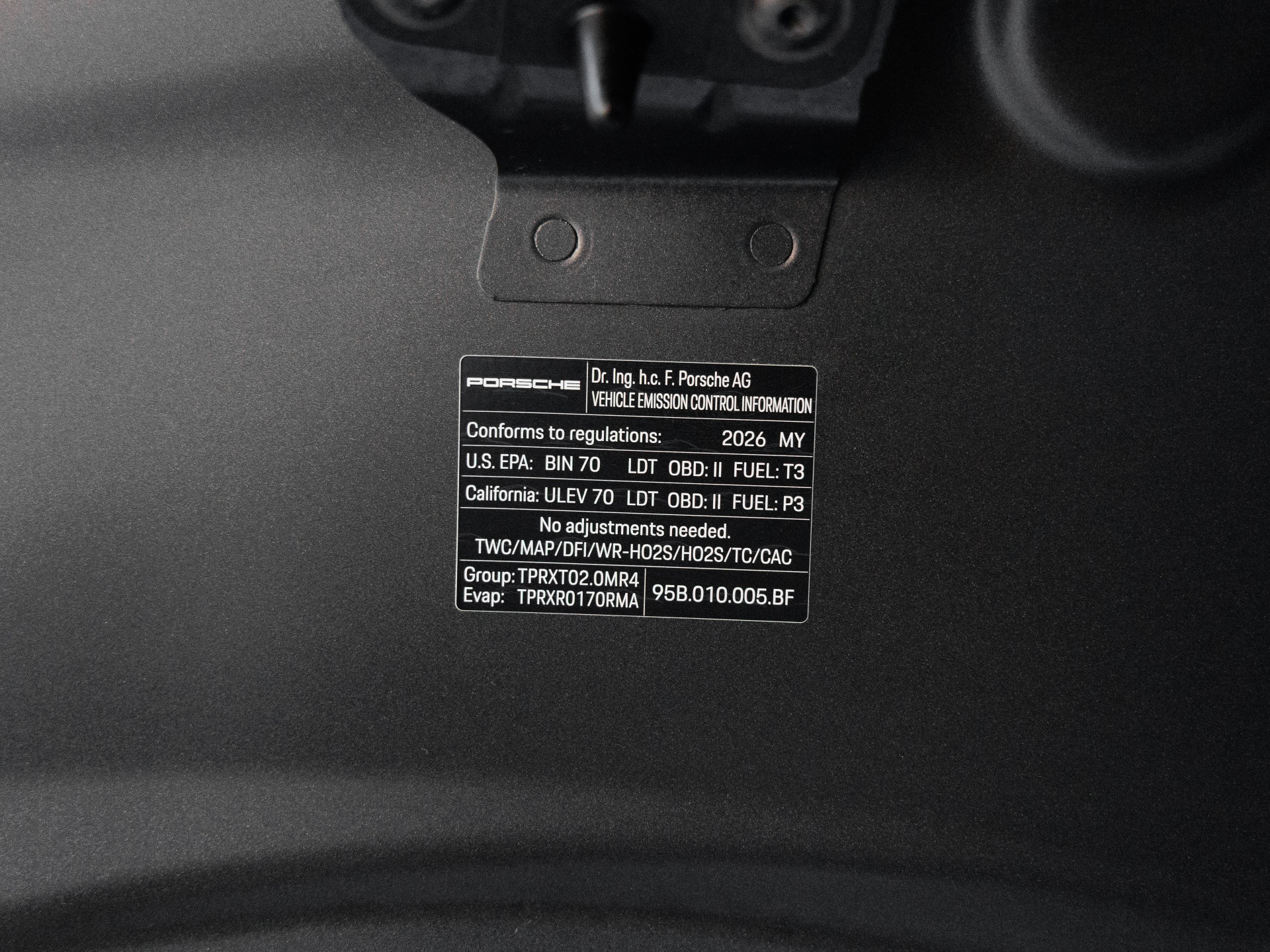 Certified 2026 Porsche Macan Turbo AWD/4WD image 45