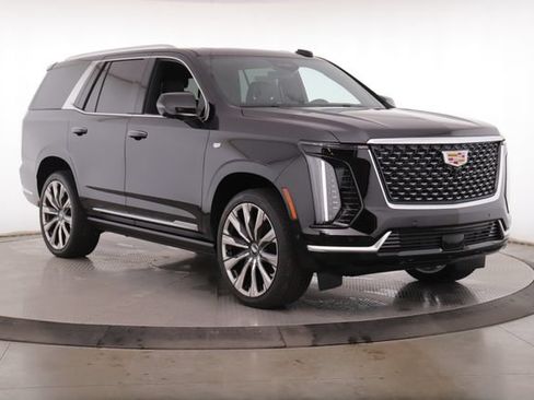 Used 2026 Cadillac Escalade Luxury w/ Touring Package AWD/4WD image 2