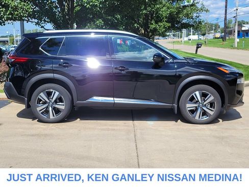 Certified 2023 Nissan Rogue SL AWD/4WD image 2