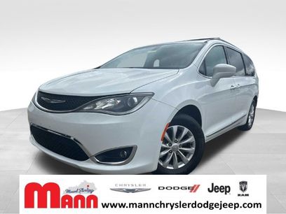 Used 2017 Chrysler Pacifica Touring-L