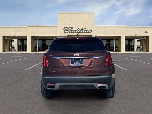 Certified 2022 Cadillac XT5 Premium Luxury w/ Platinum Package image 6