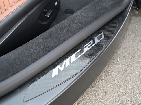 New 2024 Maserati MC20 Cielo image 39