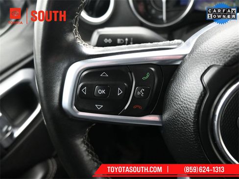 Used 2022 Jeep Wrangler Unlimited Sahara image 20