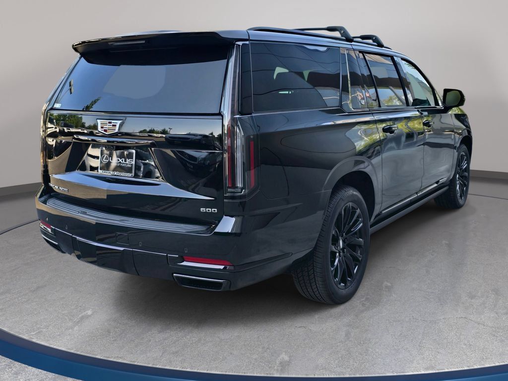 Used 2025 Cadillac Escalade ESV Sport w/ Touring Package AWD/4WD image 6