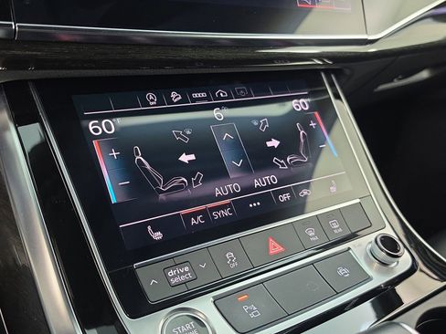 Certified 2023 Audi Q7 2.0T Premium Plus w/ Convenience Package AWD/4WD image 29