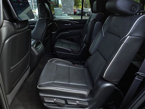 Used 2023 Cadillac Escalade Sport image 14