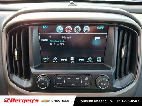 Used 2017 Chevrolet Colorado Z71 AWD/4WD image 19