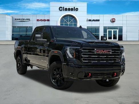 Used 2025 GMC Sierra 2500 AT4 AWD/4WD image 1