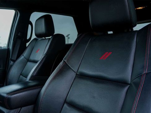 Used 2024 Dodge Durango GT image 11