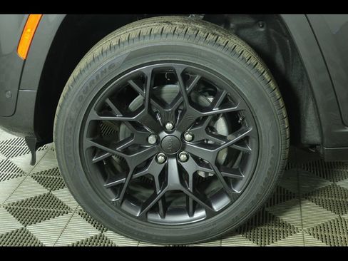 New 2026 Jeep Grand Cherokee L Summit AWD/4WD image 15