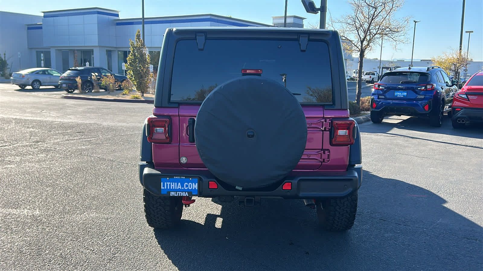 Used 2024 Jeep Wrangler Unlimited Rubicon w/ Technology Group AWD/4WD image 6