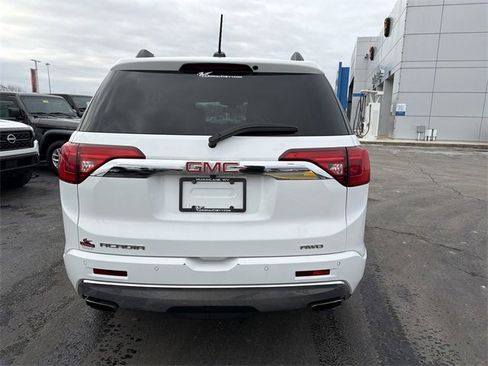 Used 2019 GMC Acadia Denali image 5