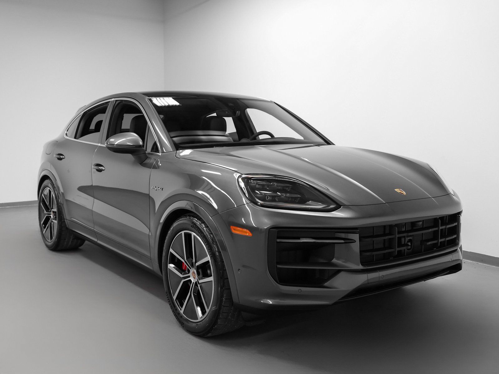 Certified 2026 Porsche Cayenne S AWD/4WD image 10