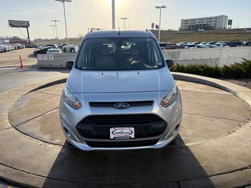 Used 2017 Ford Transit Connect XLT image 12