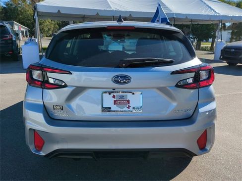 Used 2025 Subaru Impreza 2.0i image 6